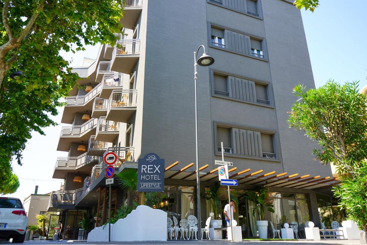 Rex Hotel